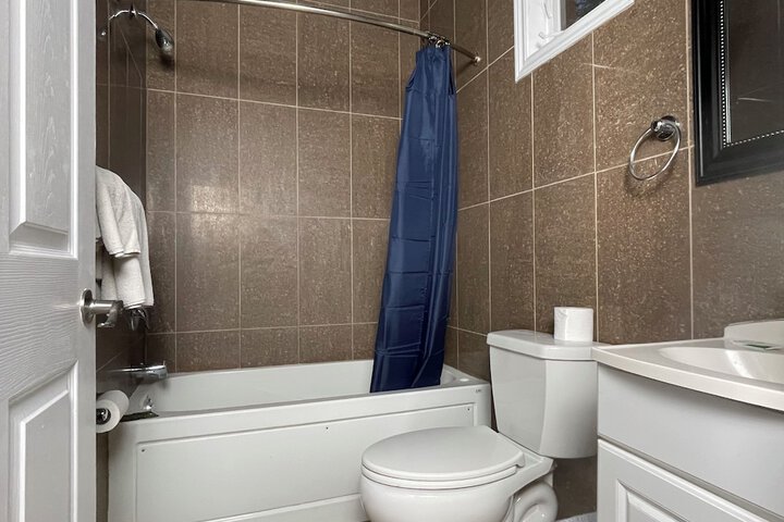 Room 15 of 24