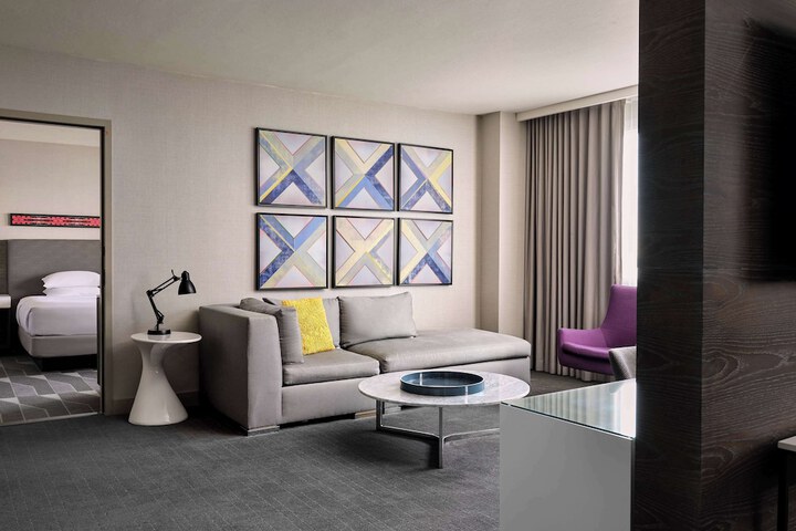 Room 25 of 65