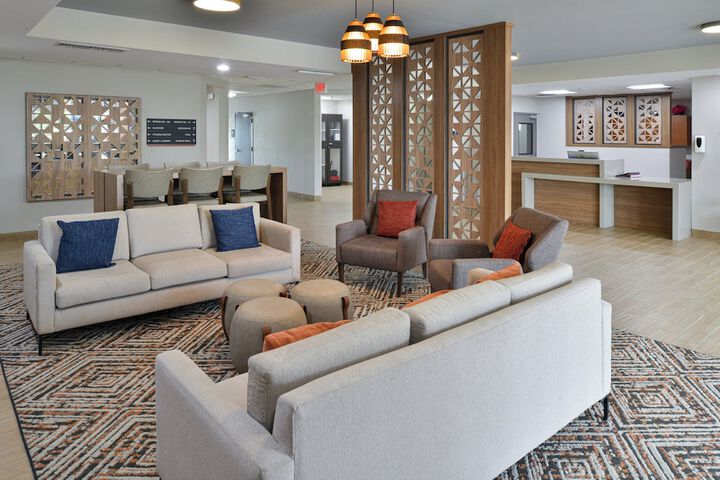 Hotel 3 of 64