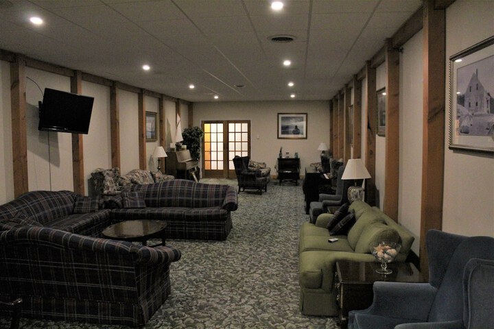 Hotel Interior 37 of 159