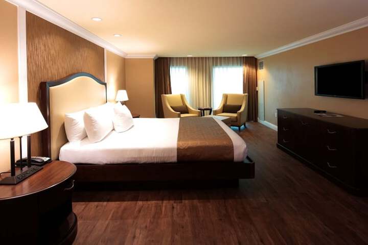 Room 9 of 54