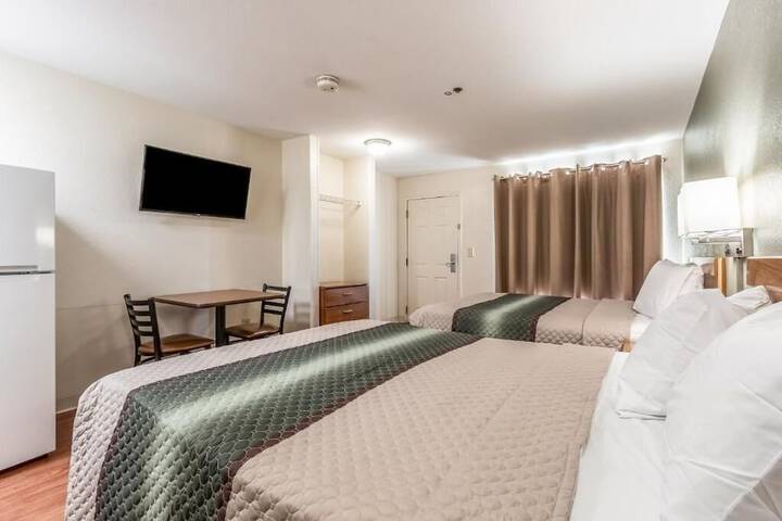 Room 14 of 24
