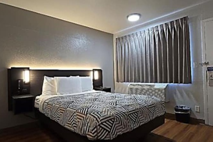Room 34 of 36