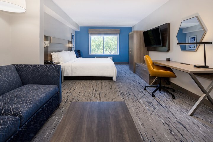 Room 40 of 78