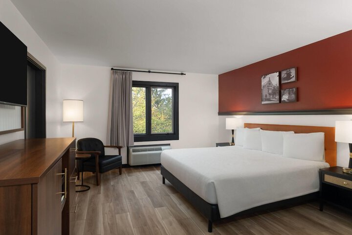 Hotel Vervana Trademark Collection by Wyndham