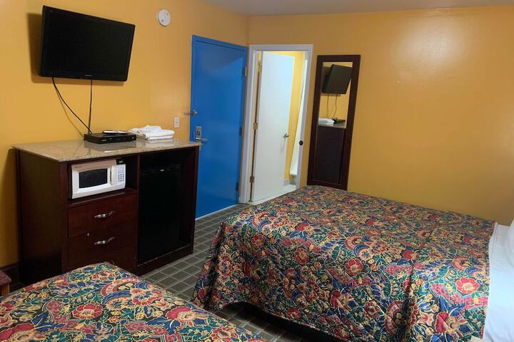 Room 54 of 75