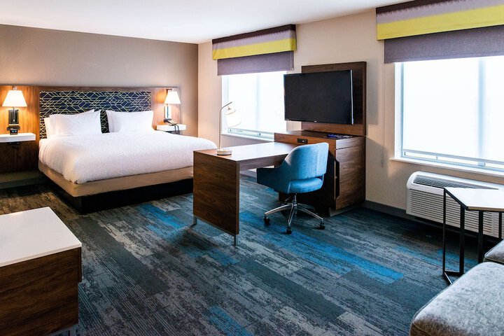 Room 33 of 75