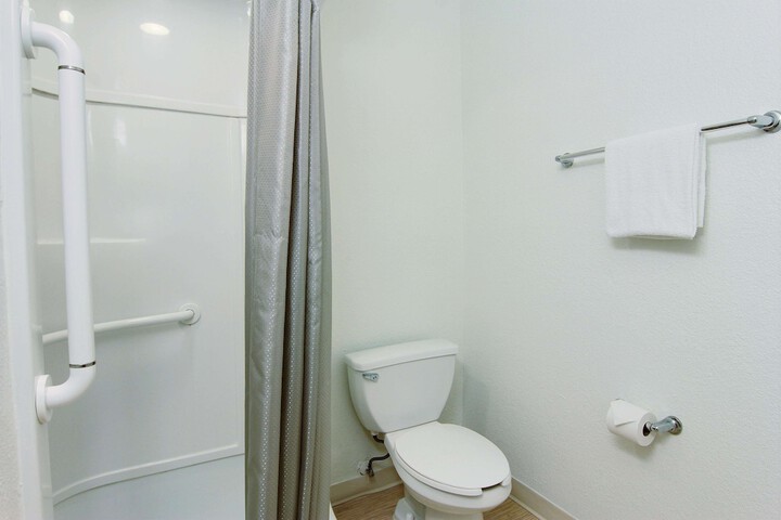 Room 28 of 41