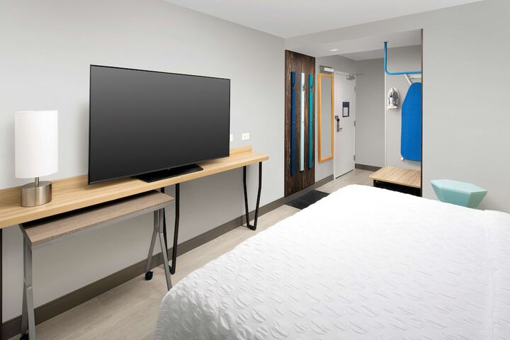 Room 15 of 31