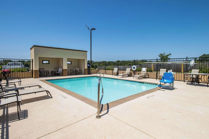 Best Western Temple Inn & Suites