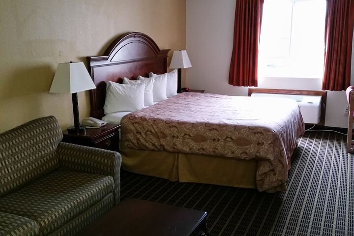 Room 26 of 35