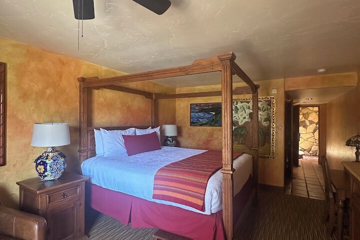 Avila La Fonda Hotel