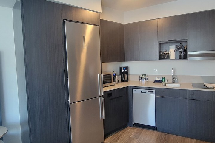 Marina Square Suites