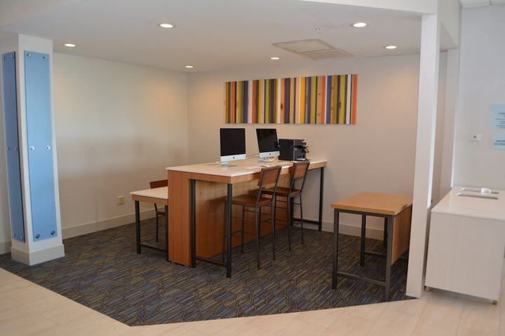 Holiday Inn Express & Suites Waterville - North by IHG