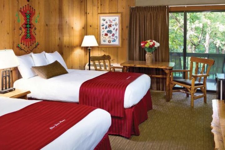 SHAWNEE LODGE
