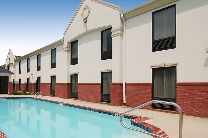 Pool 4 of 29