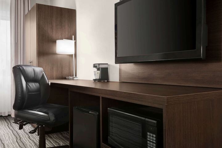 Room 8 of 25