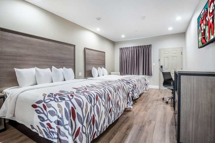 Room 15 of 26
