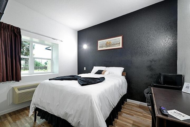 Hotel Dilley Grand