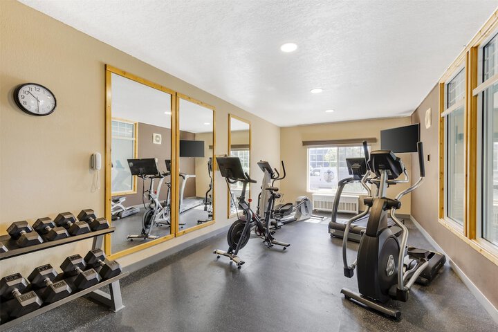 Best Western Plus Riverfront Hotel & Suites