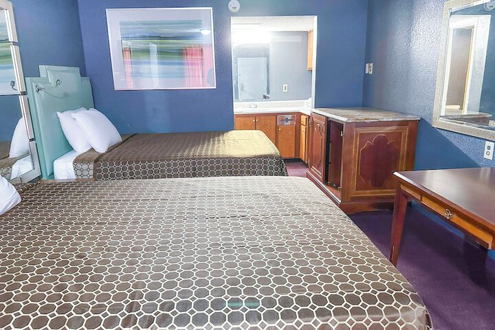 Room 63 of 67