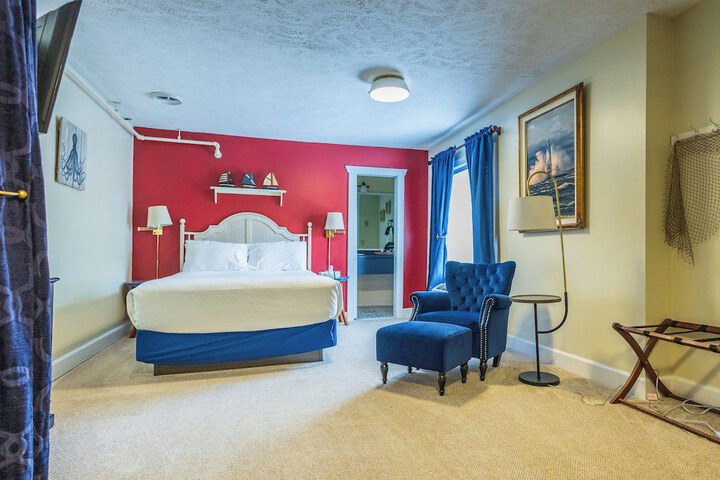 Room 20 of 153