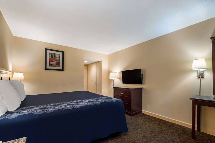 Room 19 of 36