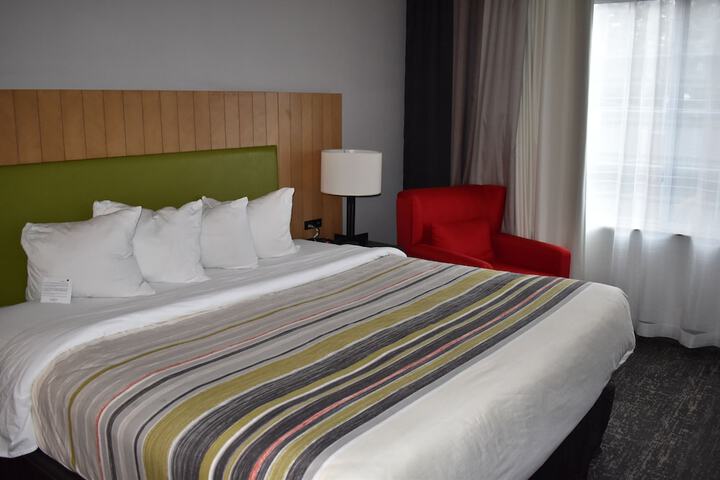 Country Inn & Suites by Radisson Hagerstown, MD