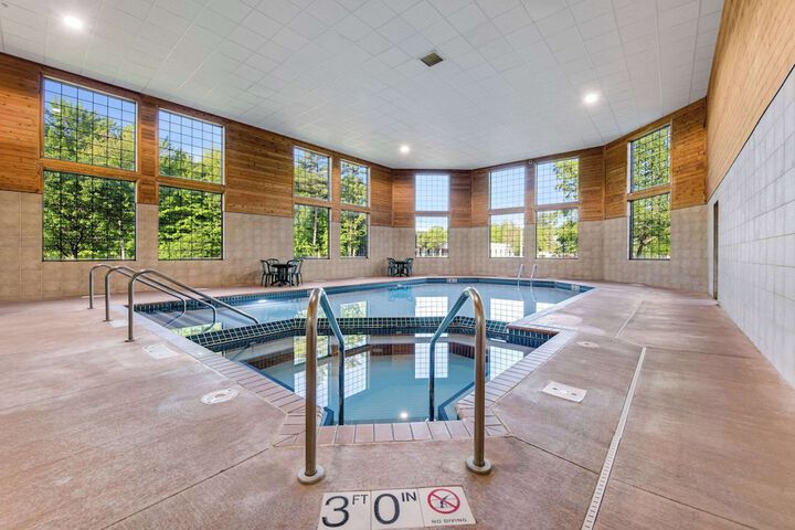 Pool 9 of 40