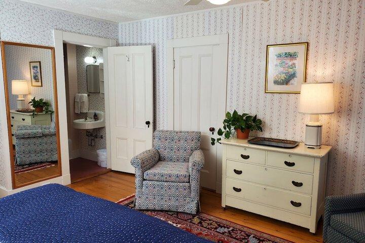 Room 40 of 91