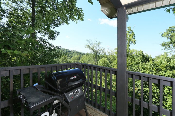 Property Grounds 30 of 33