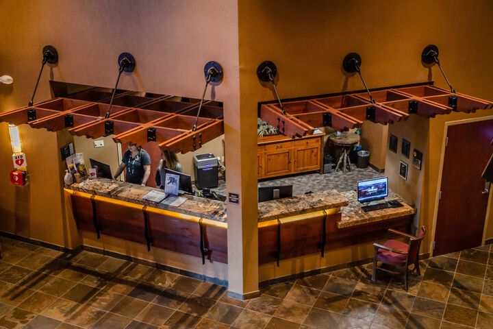 Lodge at Feather Falls Casino