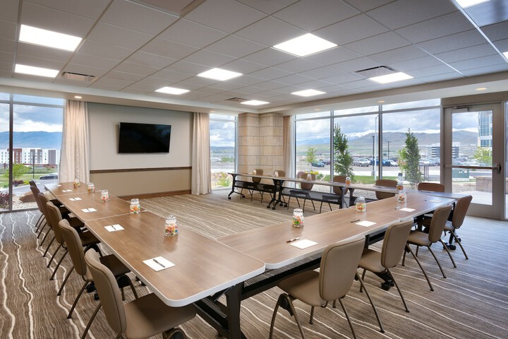 Staybridge Suites Lehi - Traverse Ridge Center by IHG