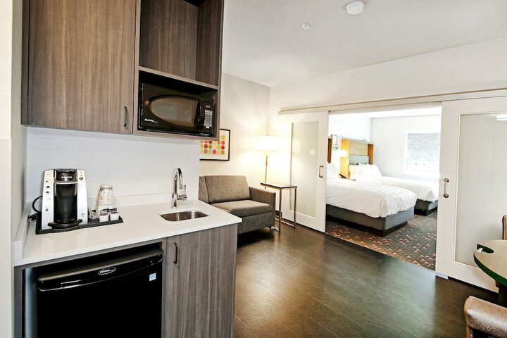 Room 82 of 155