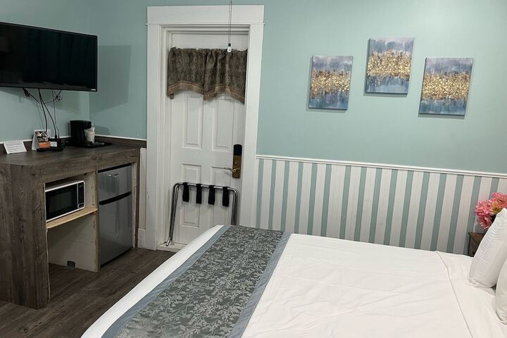 Room 14 of 38
