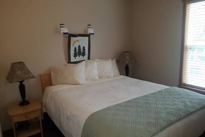 Room 34 of 37