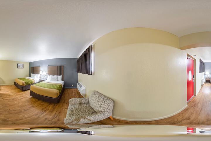 Room 33 of 64