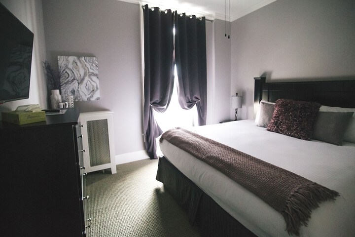 Room 38 of 53