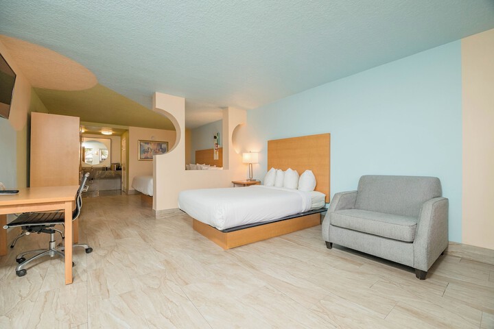 Room 28 of 46