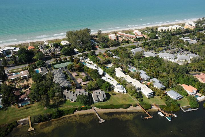 Beach Castle Resort by RVA