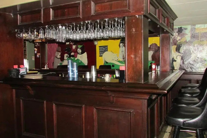 CURTIS HOUSE INN