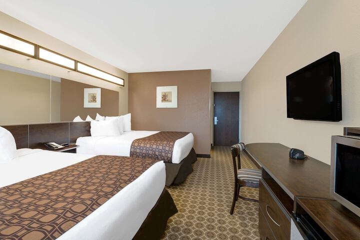 Room 9 of 24