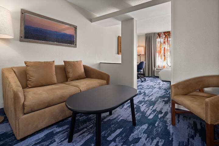 Room 22 of 36