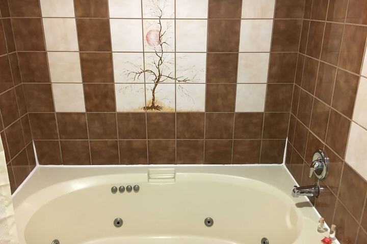 Room 27 of 41
