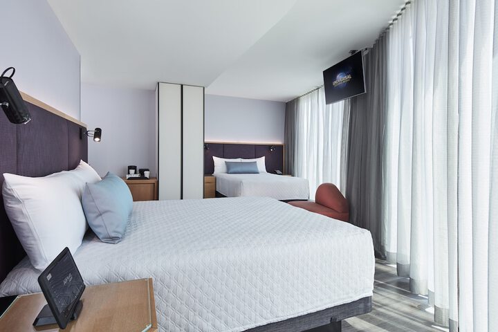 Room 42 of 62