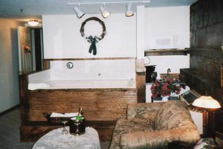 Sturbridge Country Inn