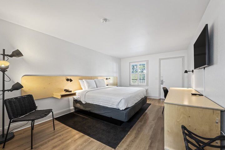 Room 14 of 35