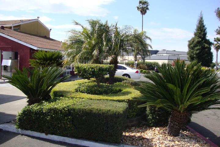 Property Grounds 21 of 21