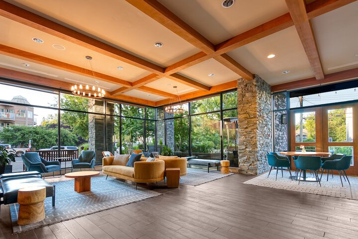 The Oswego Hotel