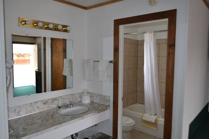 Room 8 of 23